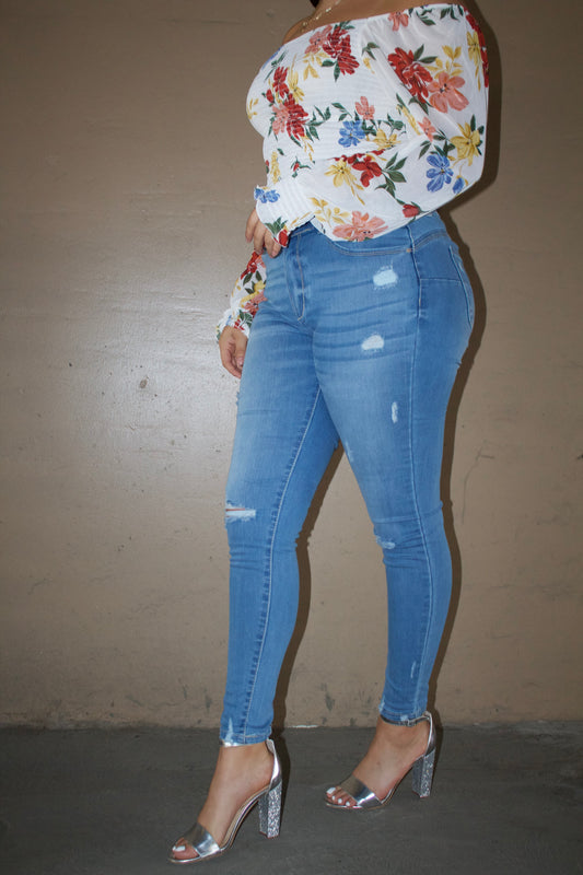 SKINNY JEAN DISTRESSED
